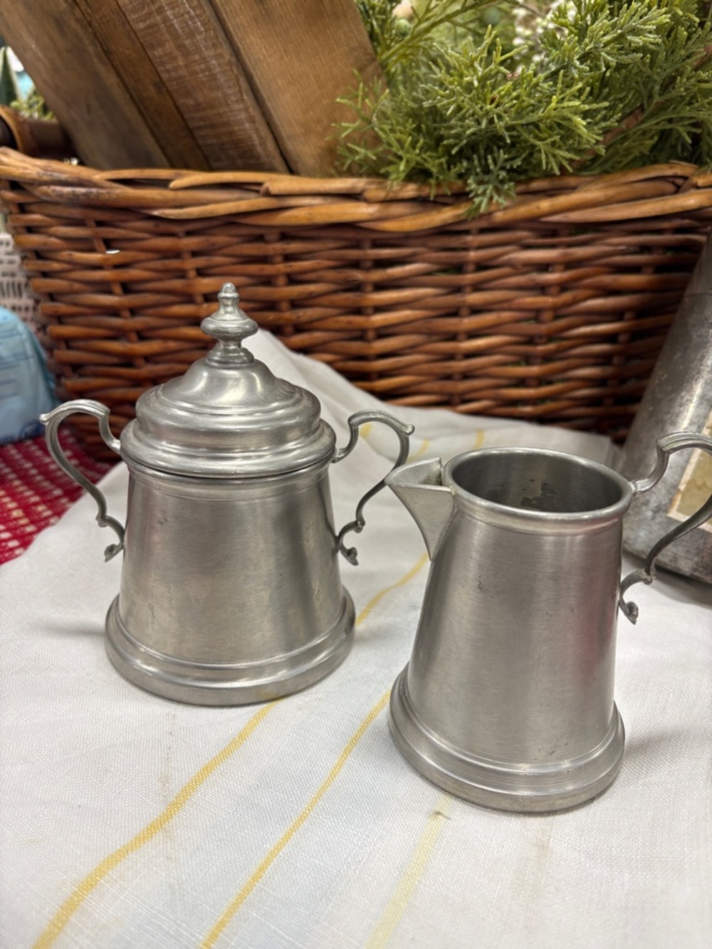 Vintage 1920-1930s International Pewter Creamer And Sugar Set English Colonial